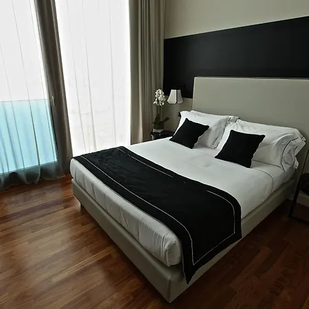 Seeport 4*