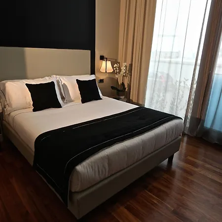 Seeport Hotel Ancône