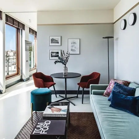 Seeport Hotel 4*